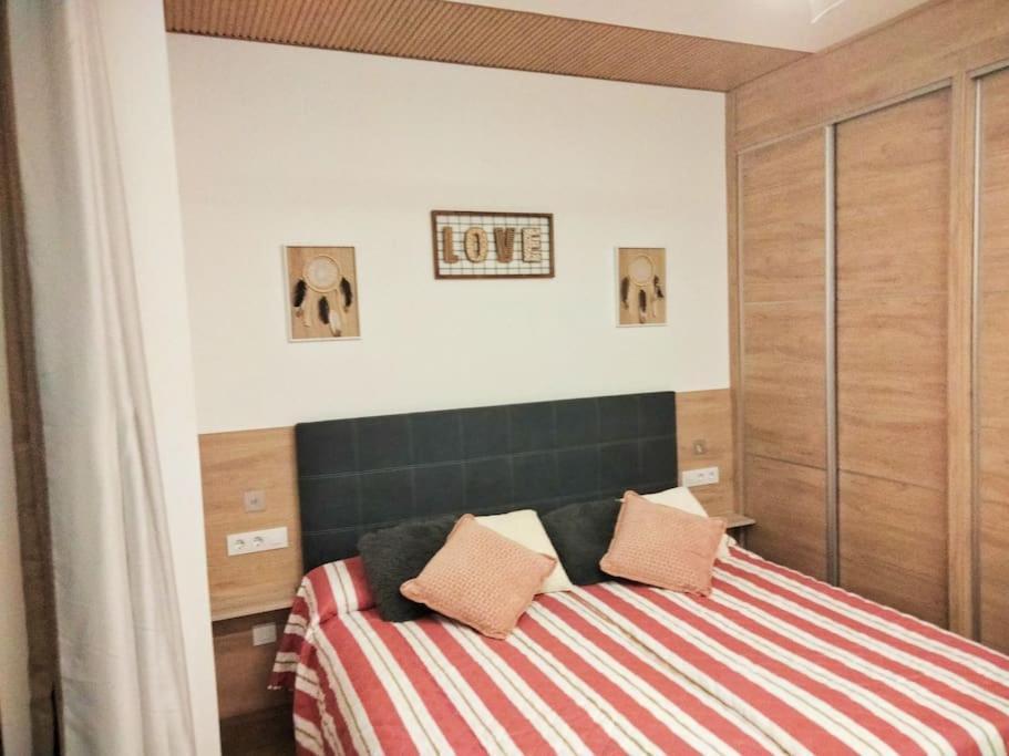 Loft La Calahorra Del Bere Con Posibilidad De Aparcamiento Pregunta Por El Pack Mas Amor Cordoba Exterior photo