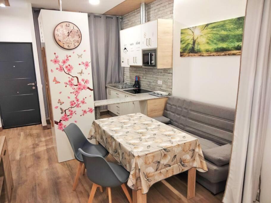 Loft La Calahorra Del Bere Con Posibilidad De Aparcamiento Pregunta Por El Pack Mas Amor Cordoba Exterior photo